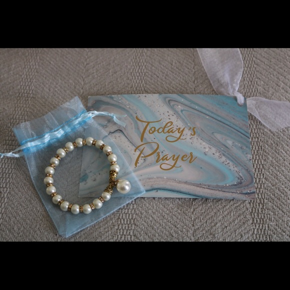 READ ME ❤️ - Picture 1 of 3